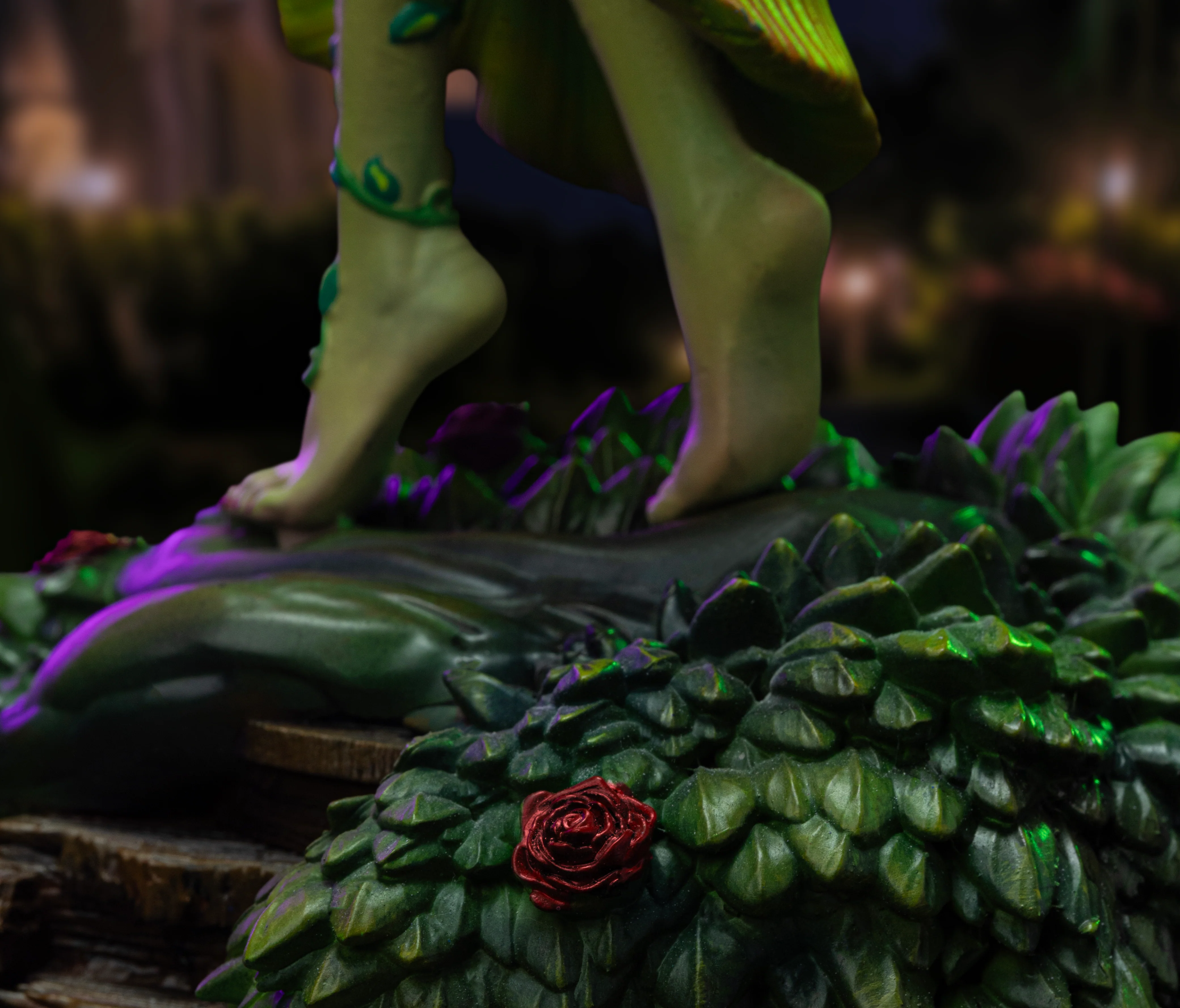 Poison Ivy : Gotham City Sirens Art Scale 1/10 Statue - Image 6